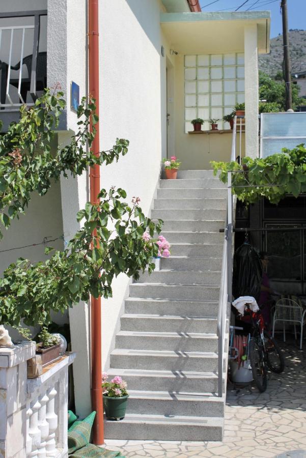 Apartments With A Parking Space Senj - 5572 المظهر الخارجي الصورة