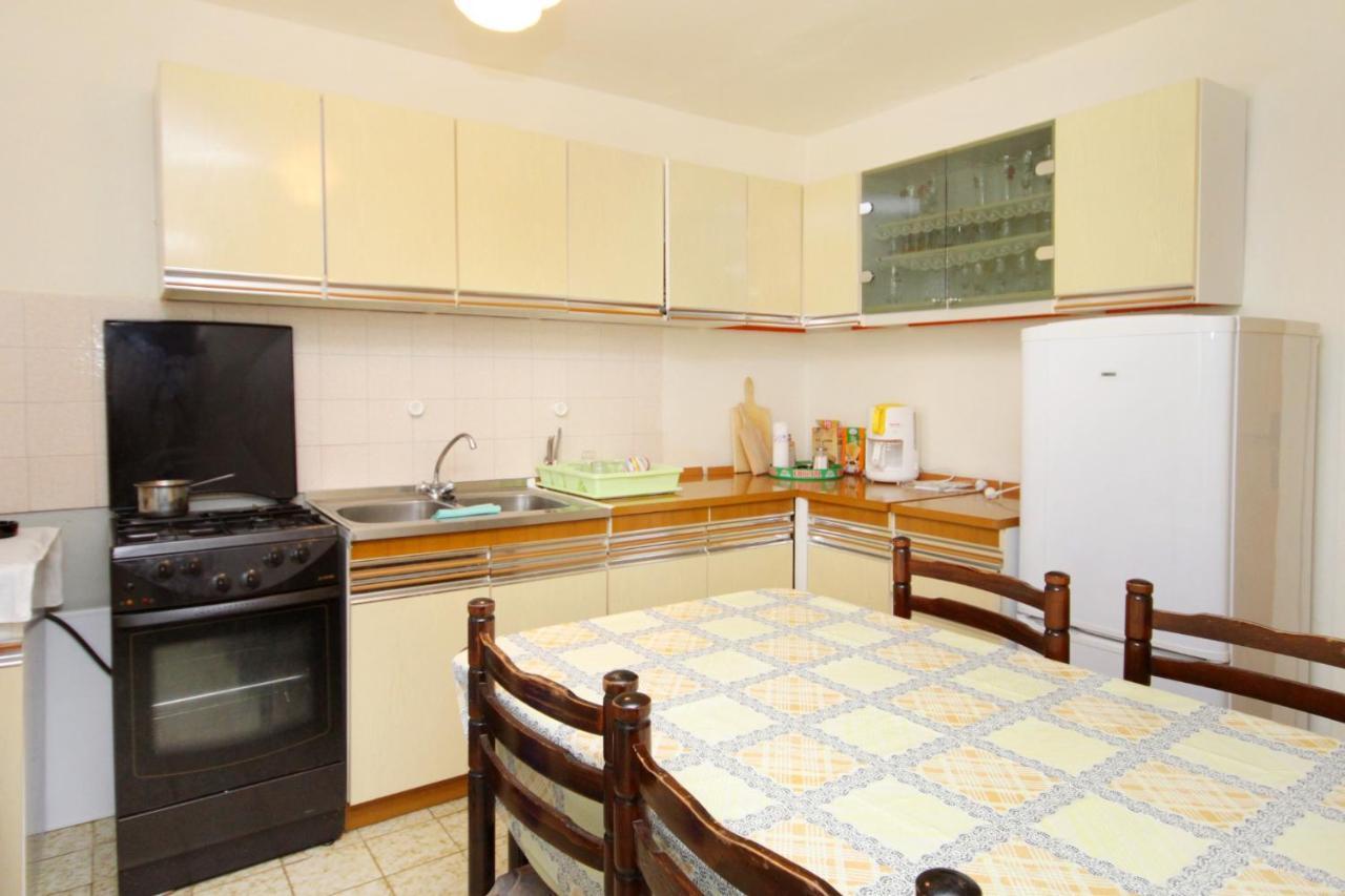 Apartments With A Parking Space Senj - 5572 المظهر الخارجي الصورة